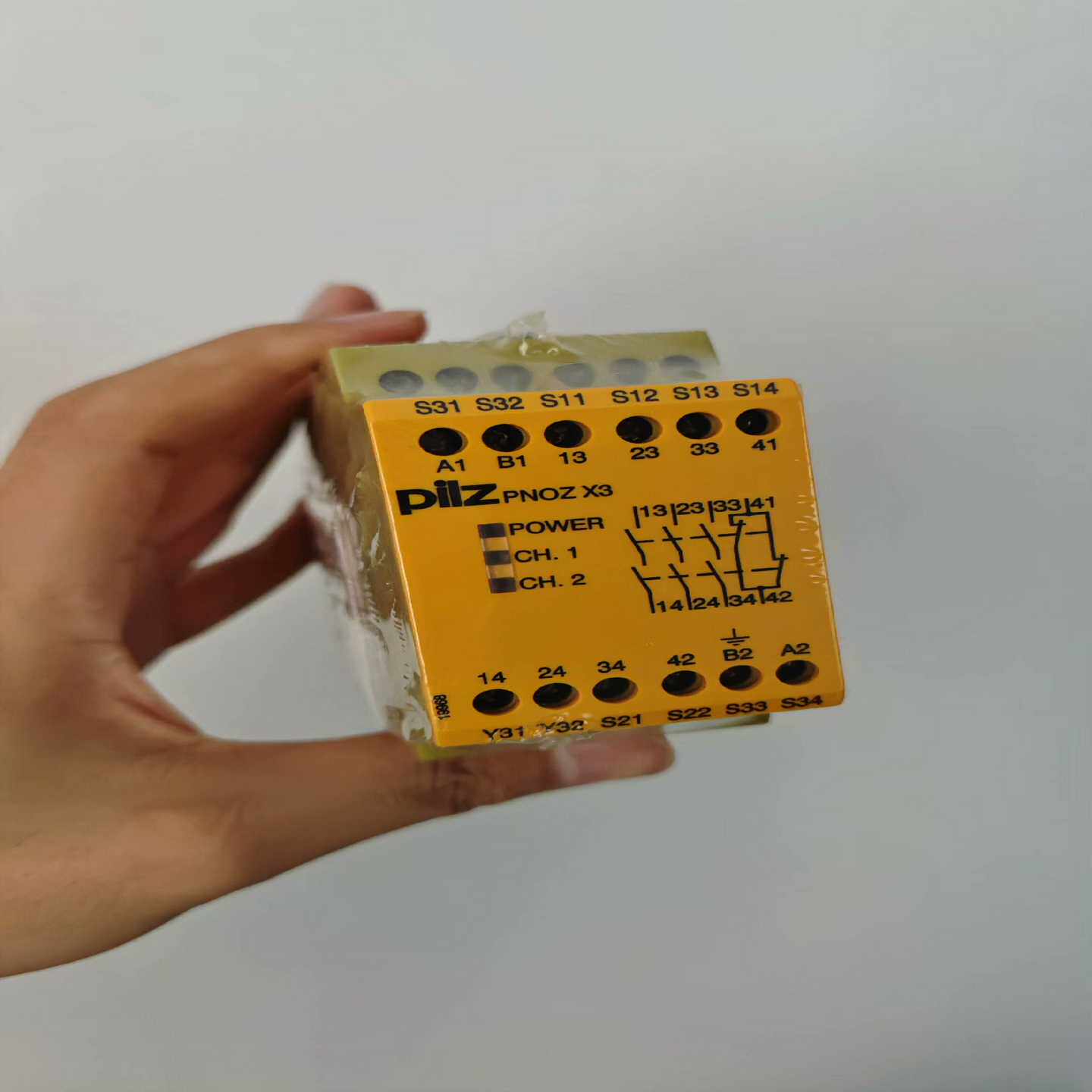 774310皮尔磁PILZ安全继电器PNOZX324VA询价