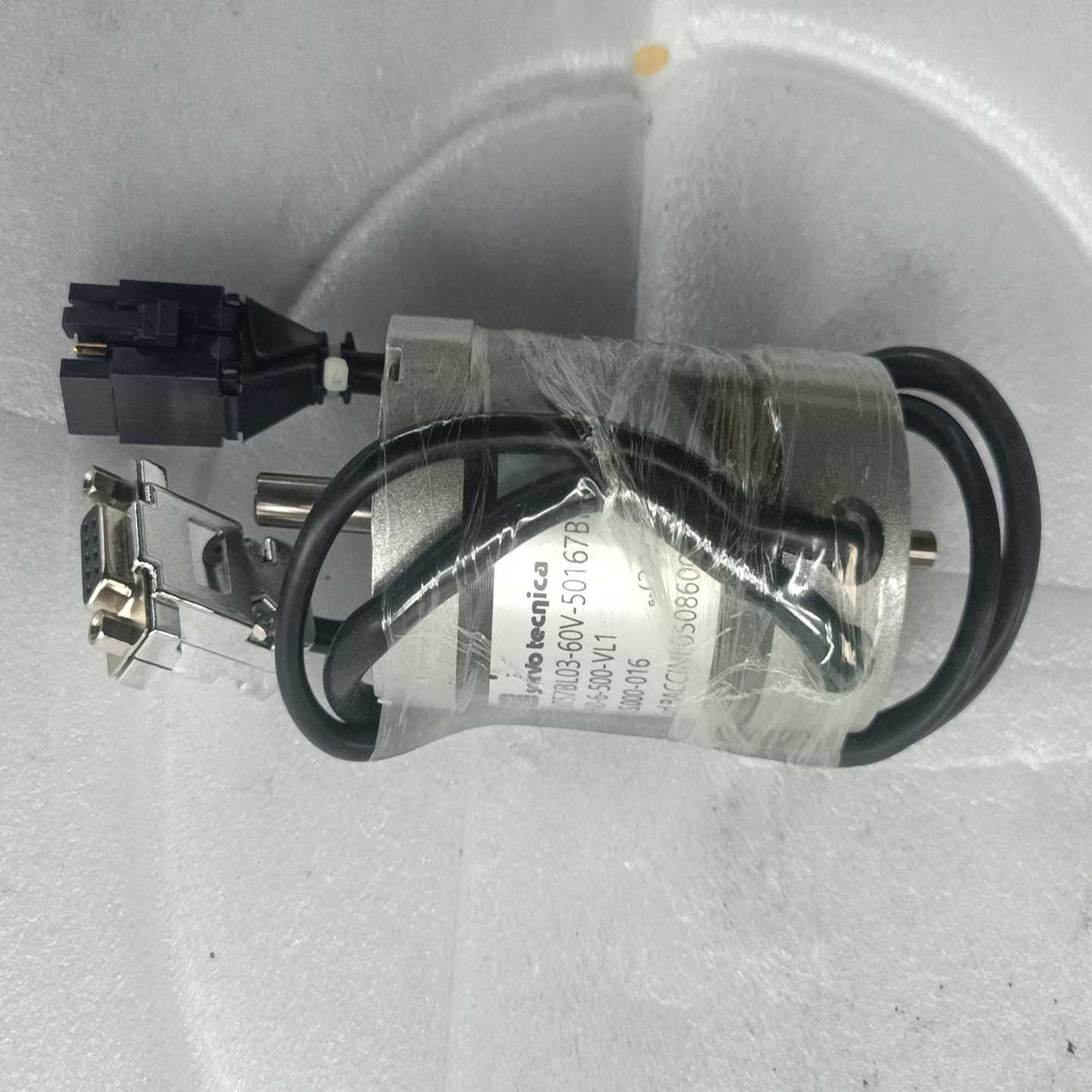 servo tecnica SVT57BL03-60V-~询价