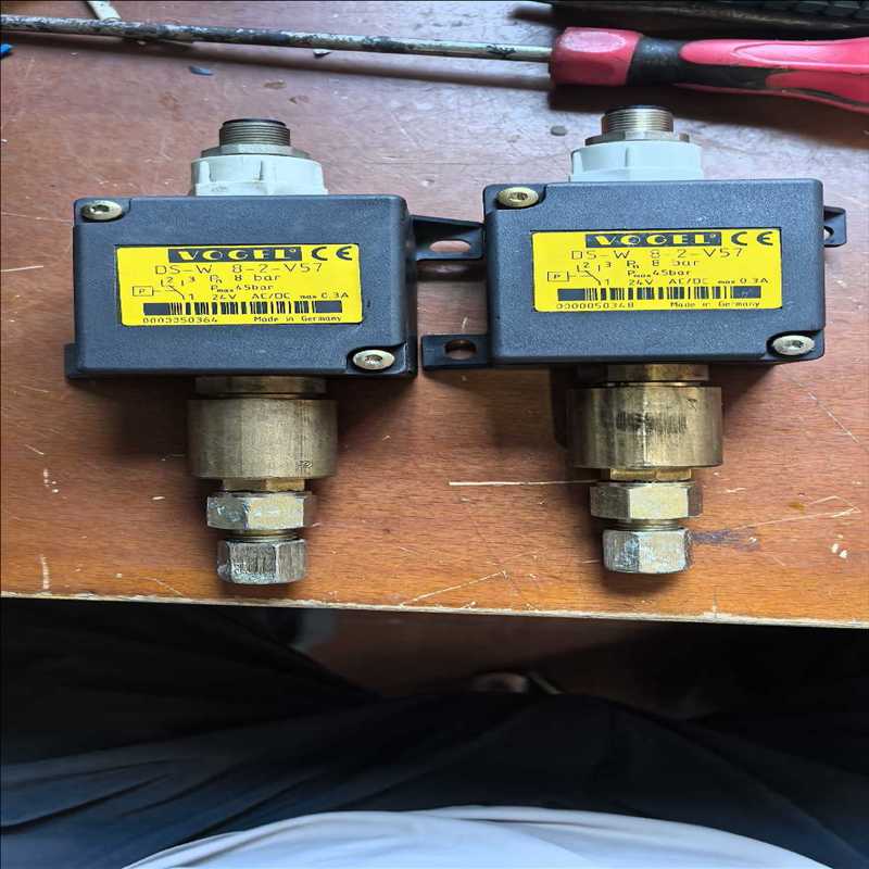 德国VOL压力开关 DS-W 8-2-V57（崽载电子）