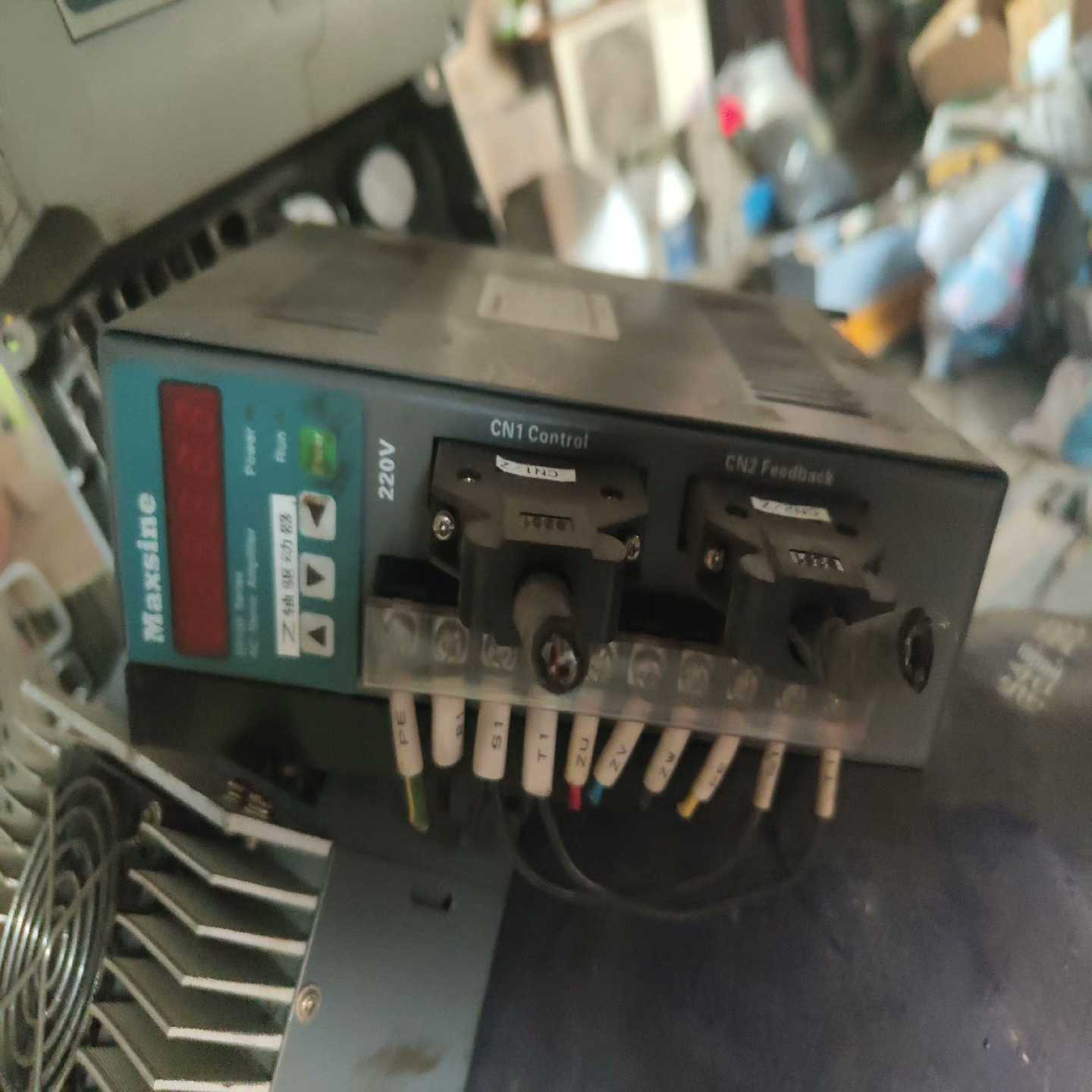 迈信伺服驱动器EP100B-3A，剪线，成色如图，实物拍询价