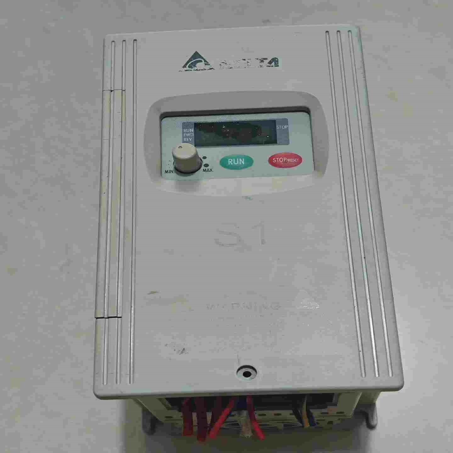 台达变频器VFD022S43D ，剪线下来，2.2KW~询价
