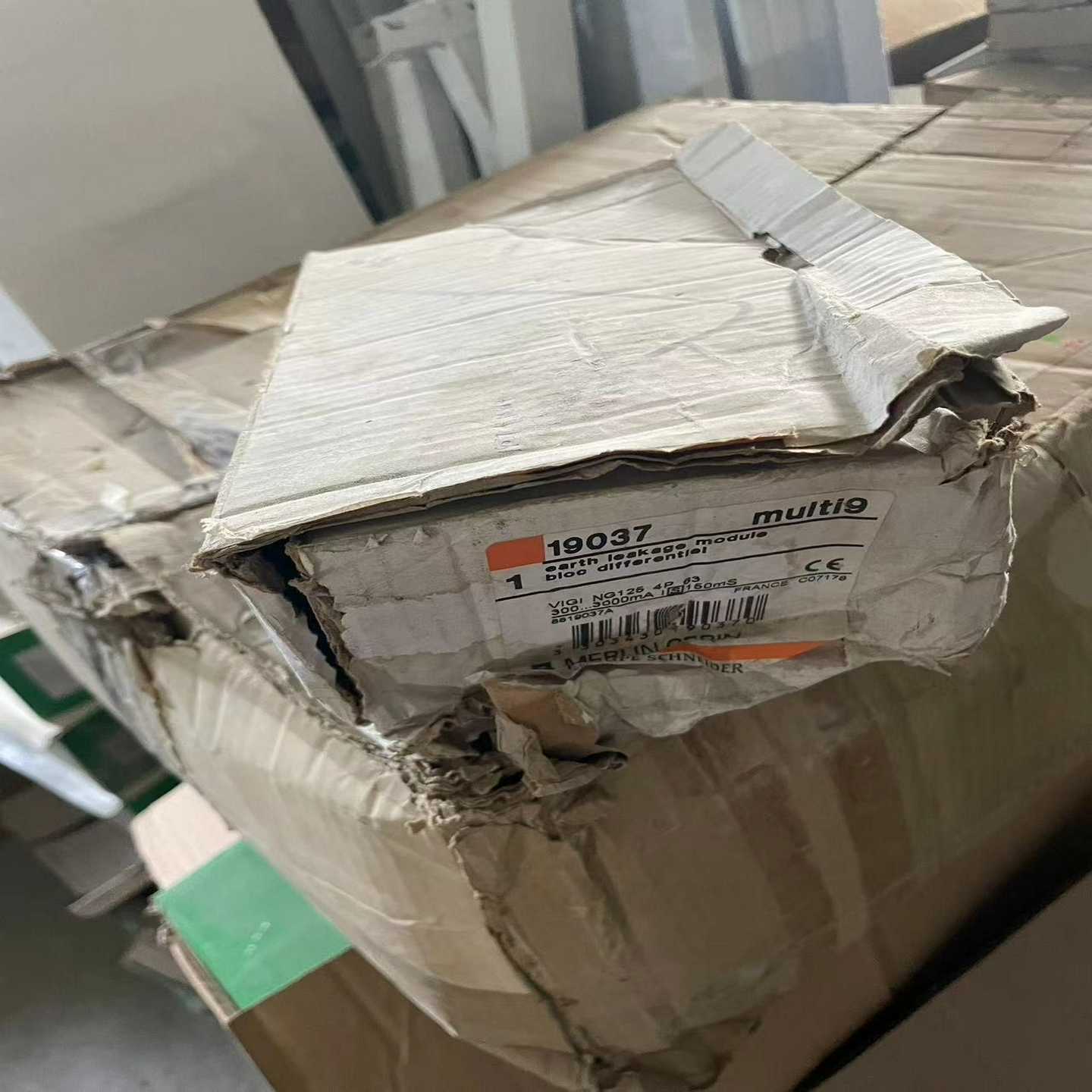 询价~VIGI NG125 4P 63 NG125H 63A