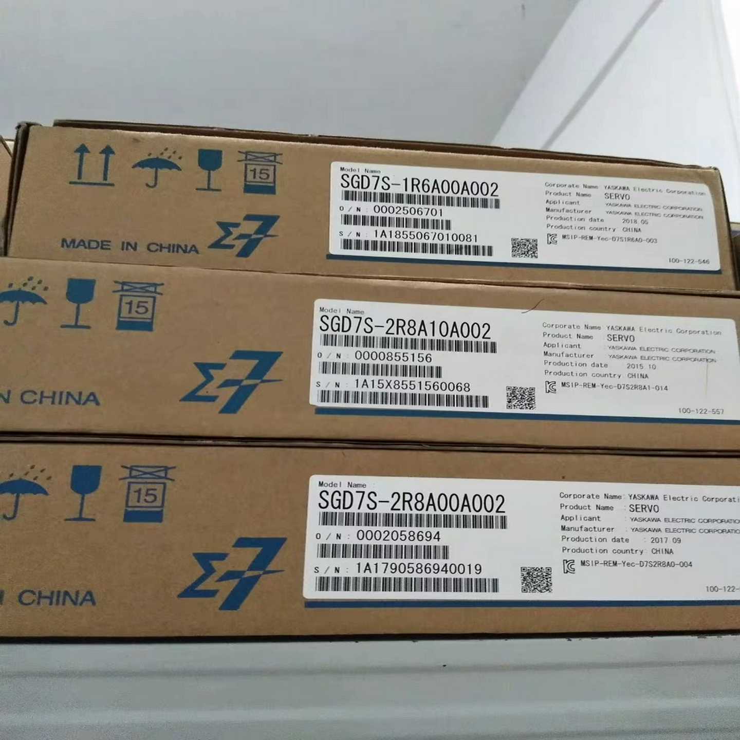 (询价)7系列安川伺服电机200W套装SGD7S-1R6A00A