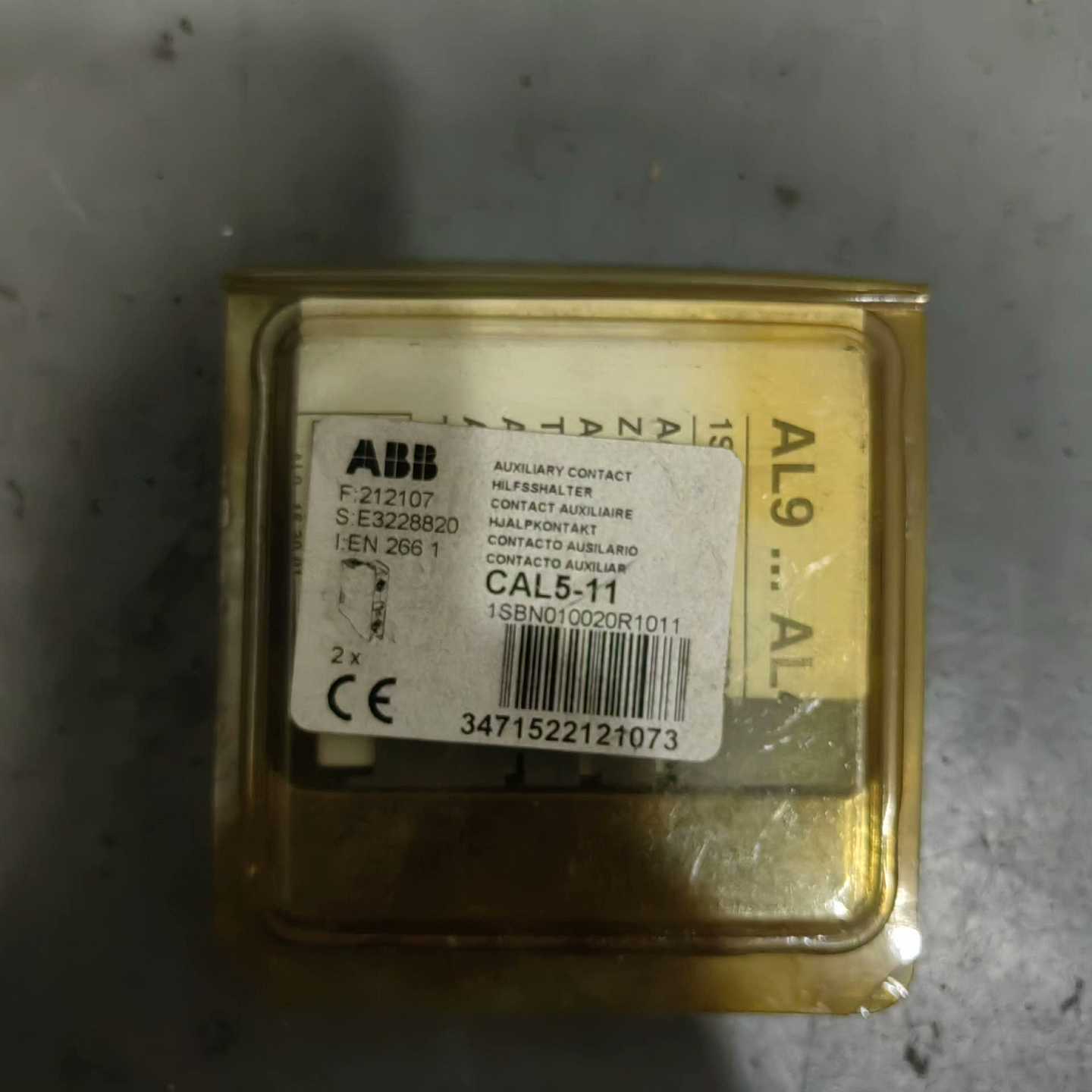 ABB接触器辅助触点CAL5-11，库存剩余13包，每包2个（开胡商