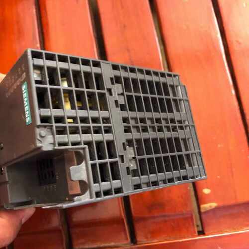 SIMAIC S7  FDC157-0AC85  6E~议价