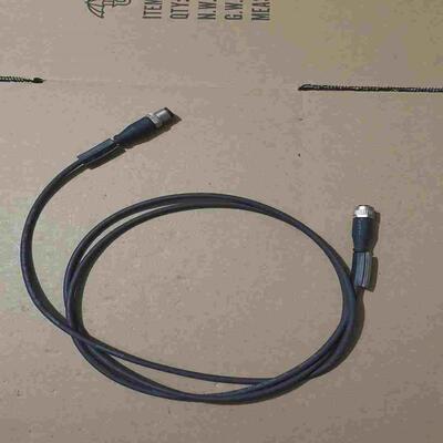 (询价)BCC039L巴鲁夫公母头连接线BCC M415-M414-