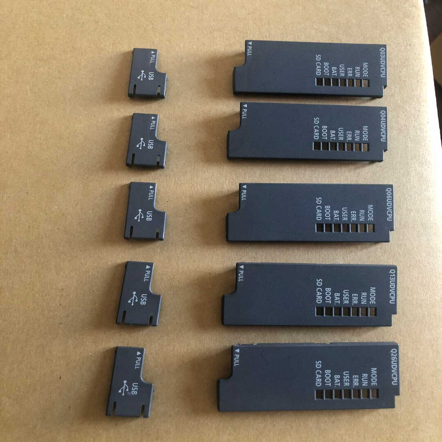 议价三菱CPU配件盖板和USB盖板Q03UDV～Q26UDV都有