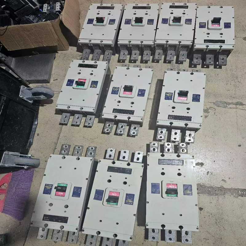 三菱塑壳断路器NF1000-SS 1000A七个，NF125【鑫鑫商铺】