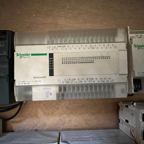 plc模块TM218LDA40DRN实物~询价