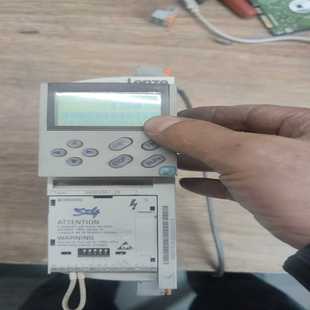 星慕电子 不含面板 沦茨变频器E82EV551 通电如图 两