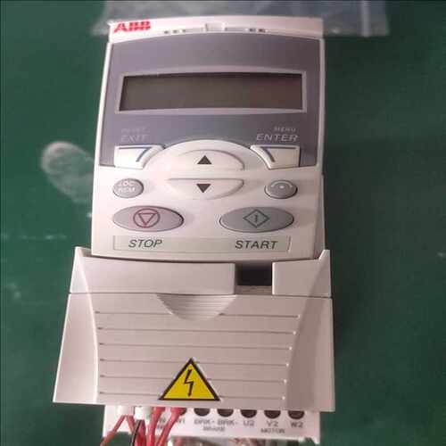 Abb变频器，ACS355-03E-05A6-4（耶耶电子）