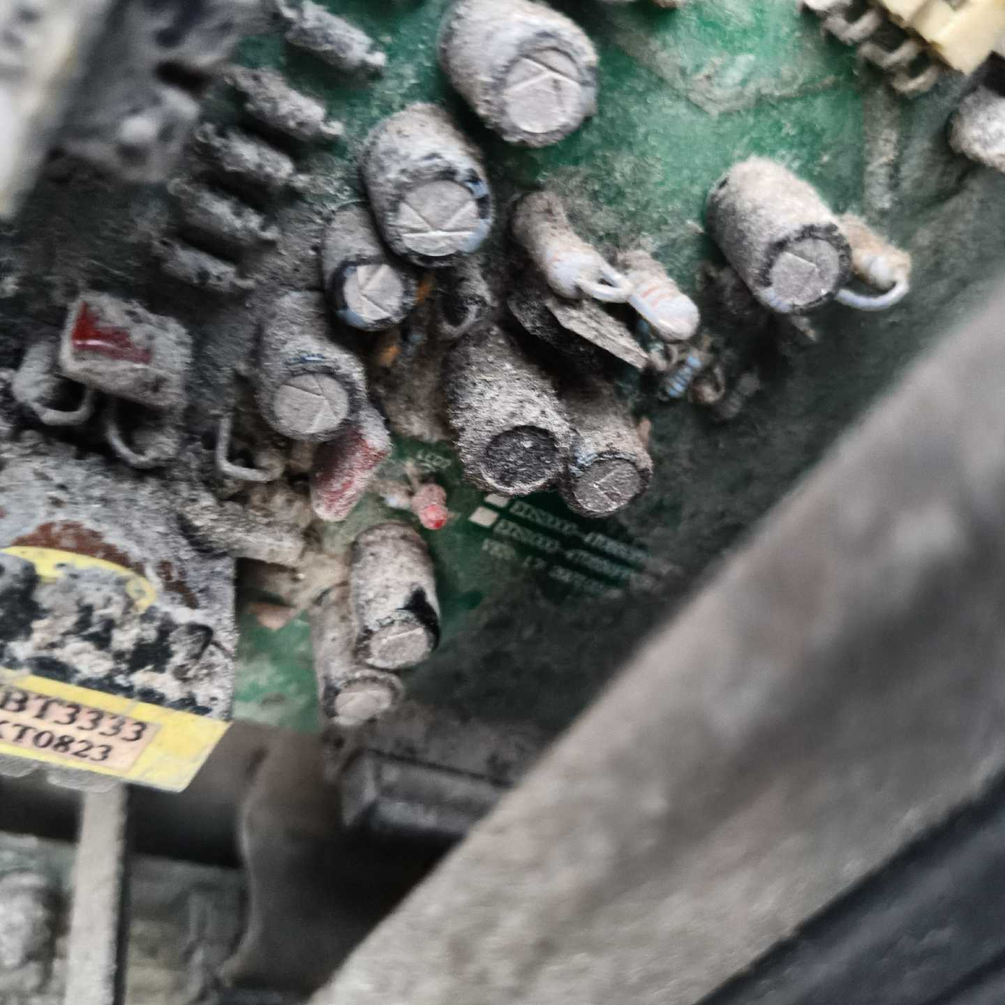 议价易能变频器EDS1000 EDS2000-4T055驱动板