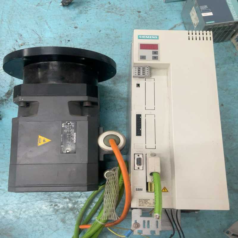 西门子电机  1FT6081-8AK71-1AA0实物图片，~询价