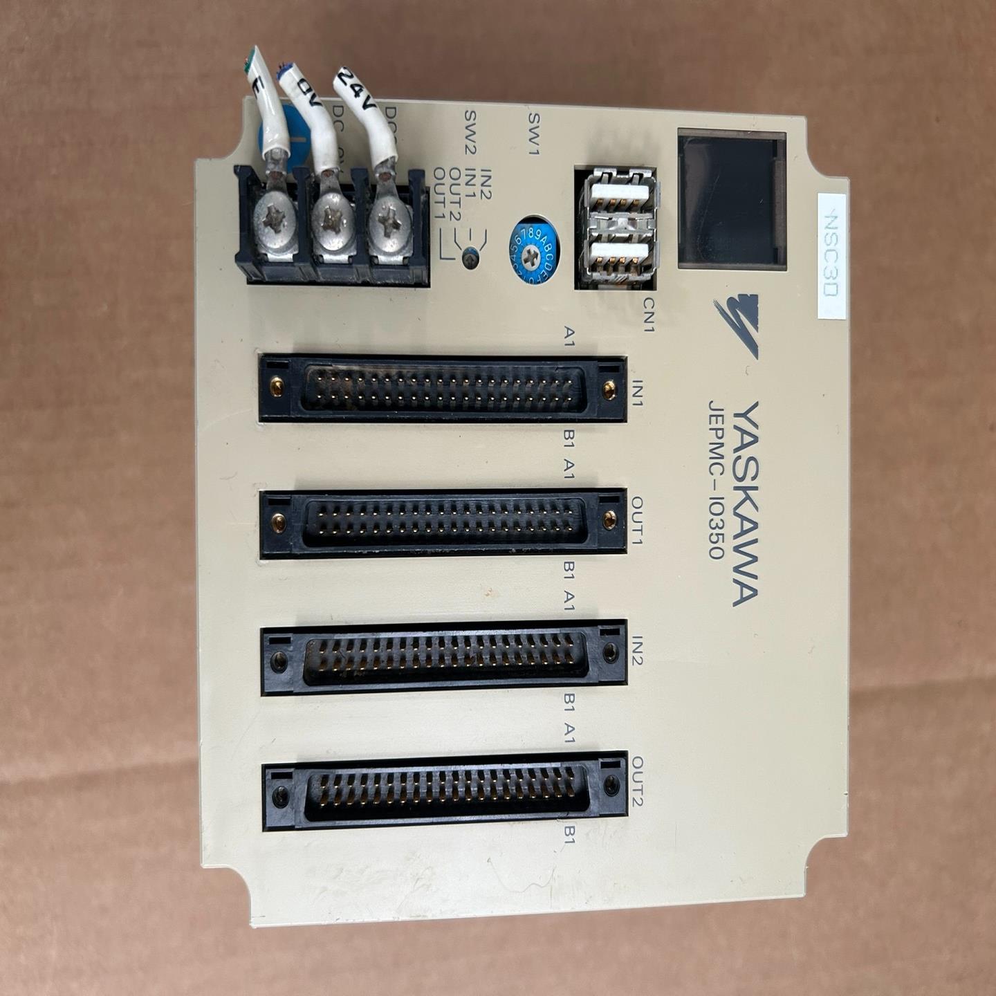 安川控制器MP930，型号:JEPMC-I0350，实物拍摄--议价商品