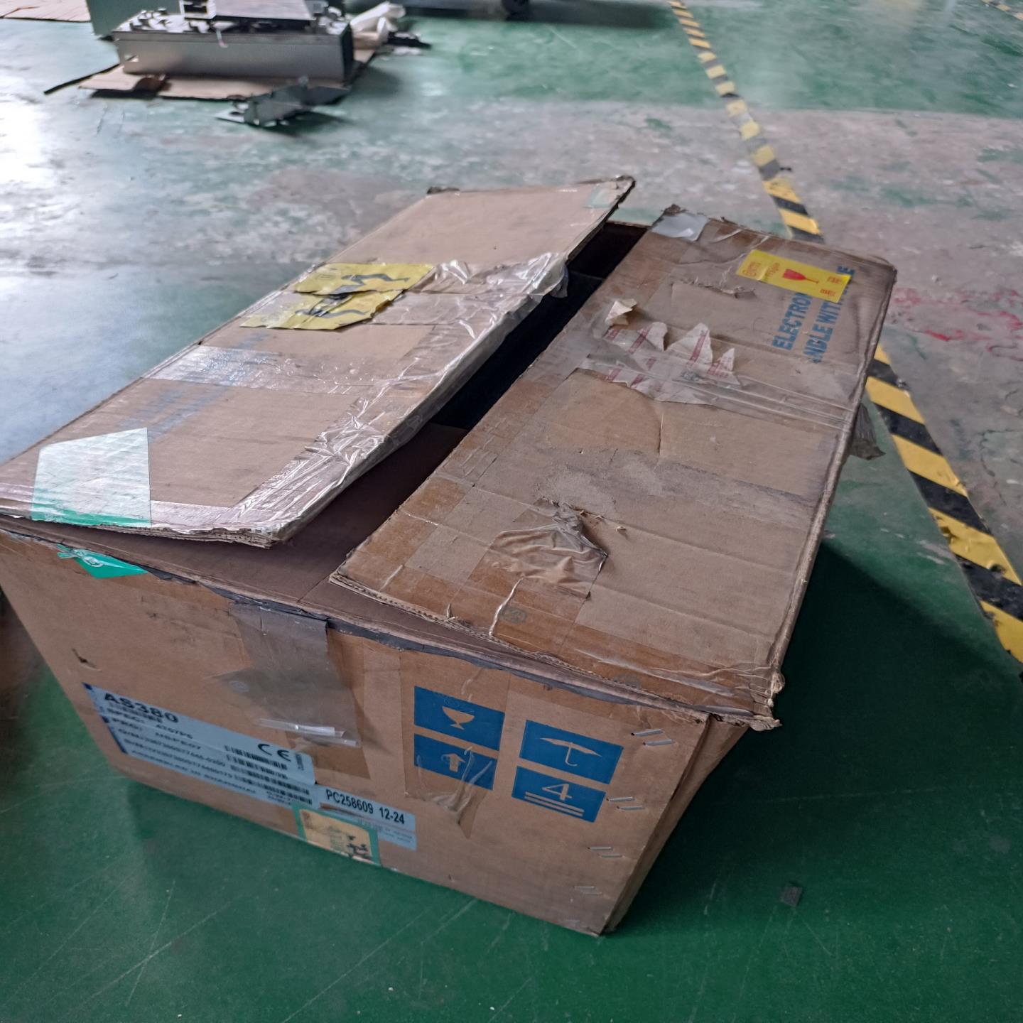 (工仔机械）新时达一体机  AS380 4T05P5