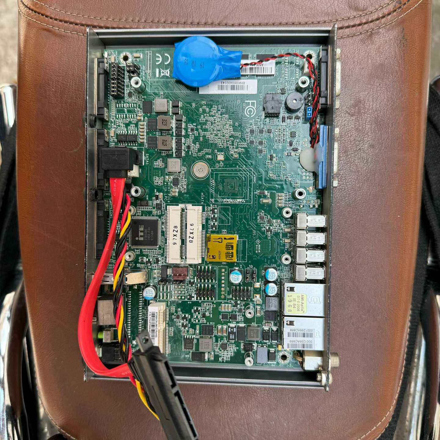 询价台湾友通EC700-BT4051-E454-C工控
