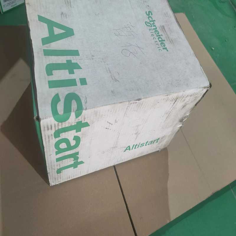 ATS22C14Q 软启动器75KW   库存货，实物~询价