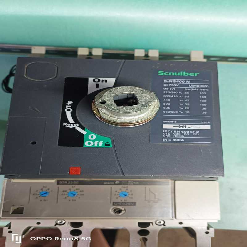 塑壳断路器型号NS400N，3P400A。，库询价