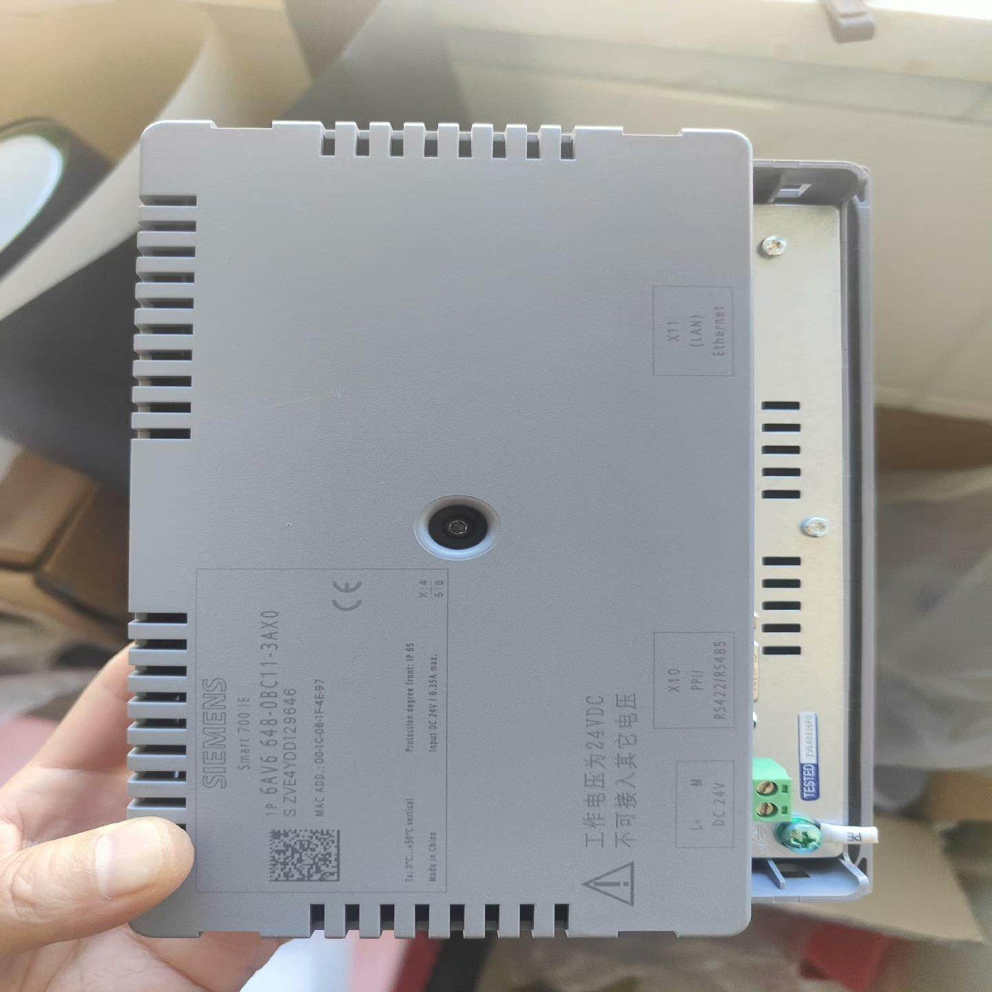 西门子触摸屏smart700IE    6AV6 648-0【南风商行】