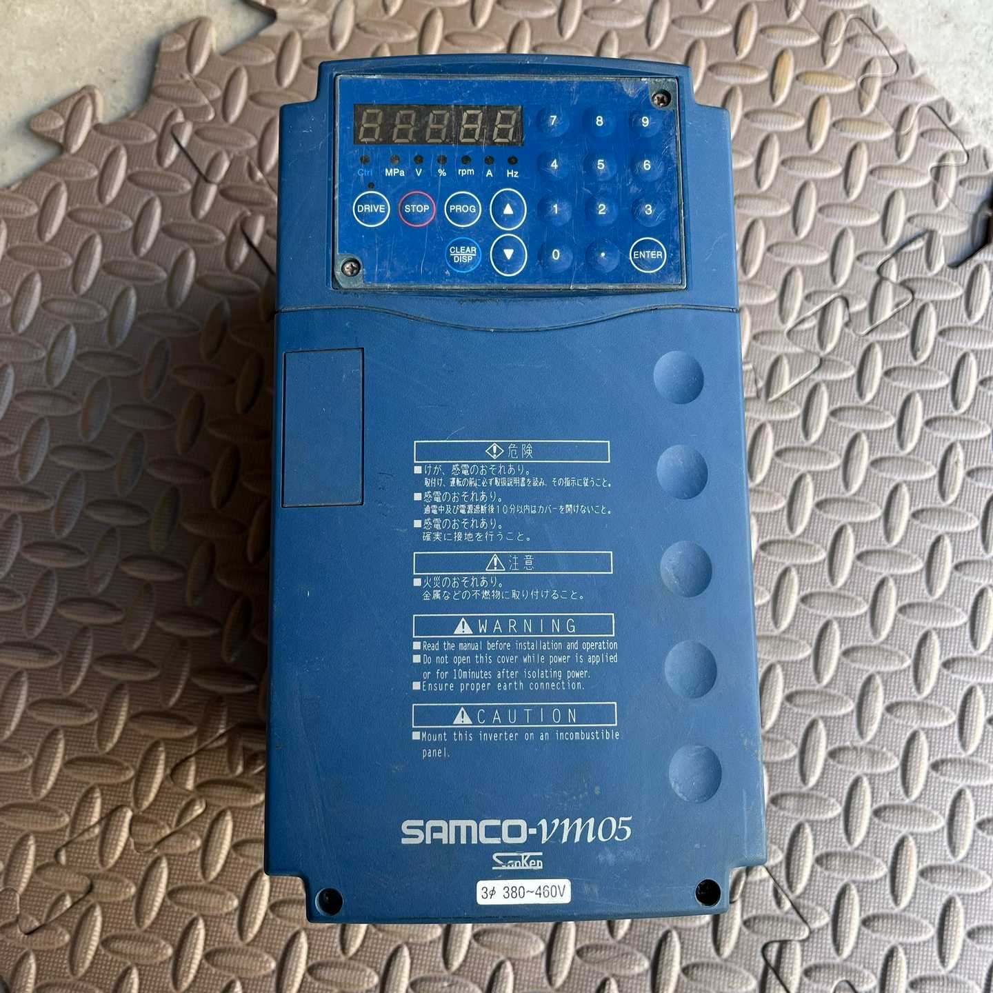 三肯变频器VM05-5.5K5.5kw380V【博航商行】