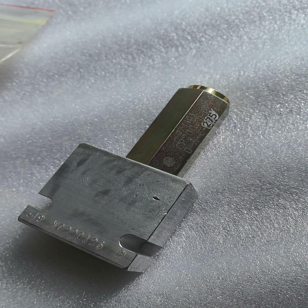 丹佛斯阀块插装阀CP200-1-B-0-A-C-275，~询价
