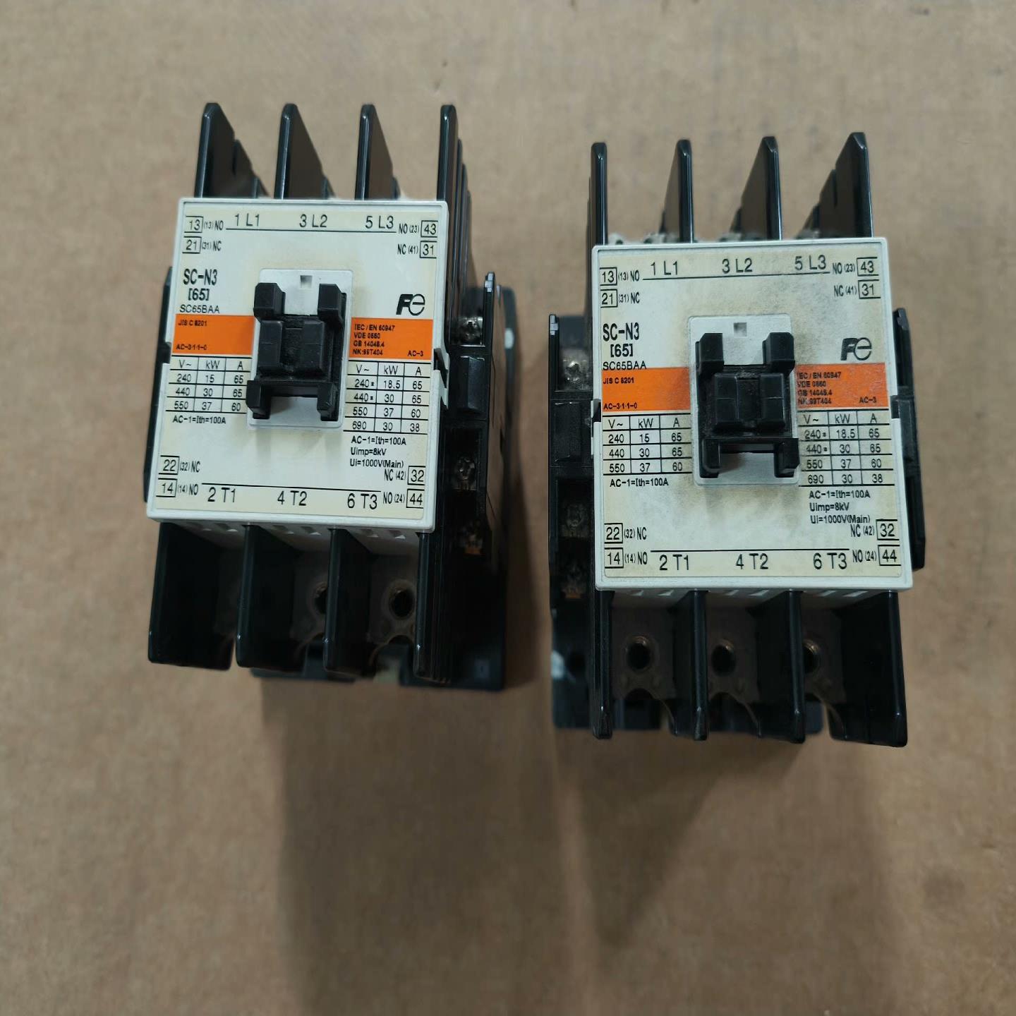询价FUJISC-N3接触器，，成色十分好