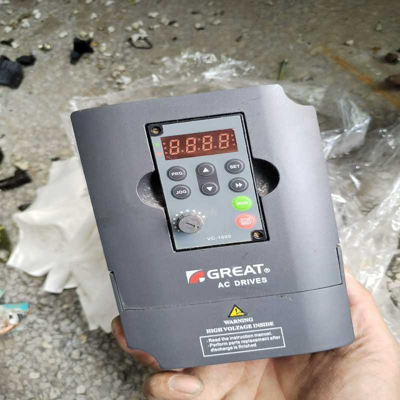 议~格立特  VC1000-1R5G3 1.5kw   实物图片