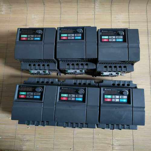 (背呗机械)台达变频器4kw三相输入VFD040EL43W提