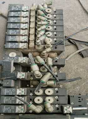 PNEUNAC电磁阀组，2153A01081 01R（咳咳电子）