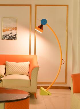 卡全谱客厅落地灯儿童房卧室计师通设彩色创意几何氛光围装饰JS23