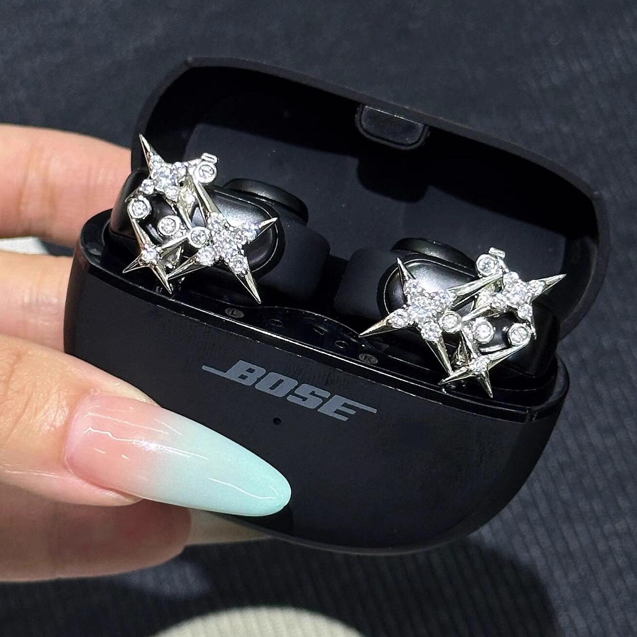 【四角星芒】Bose UItra钻石耳机钻扣无线蓝牙耳机耳饰高级感设计