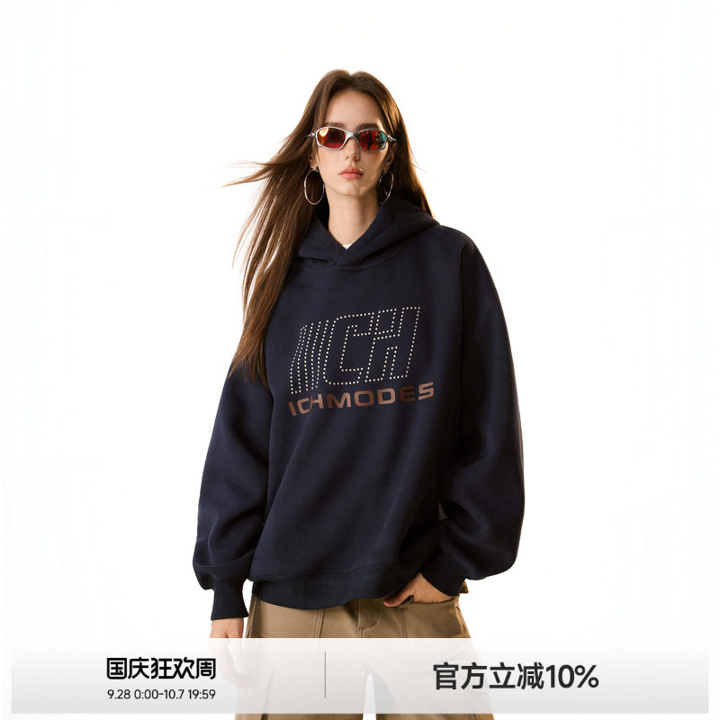 美式烫钻字母连帽卫衣女图片