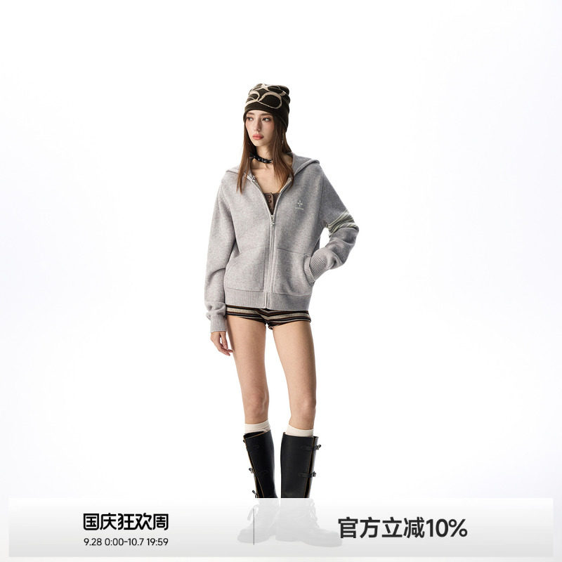 美式三条杠连帽毛针织开衫女图片