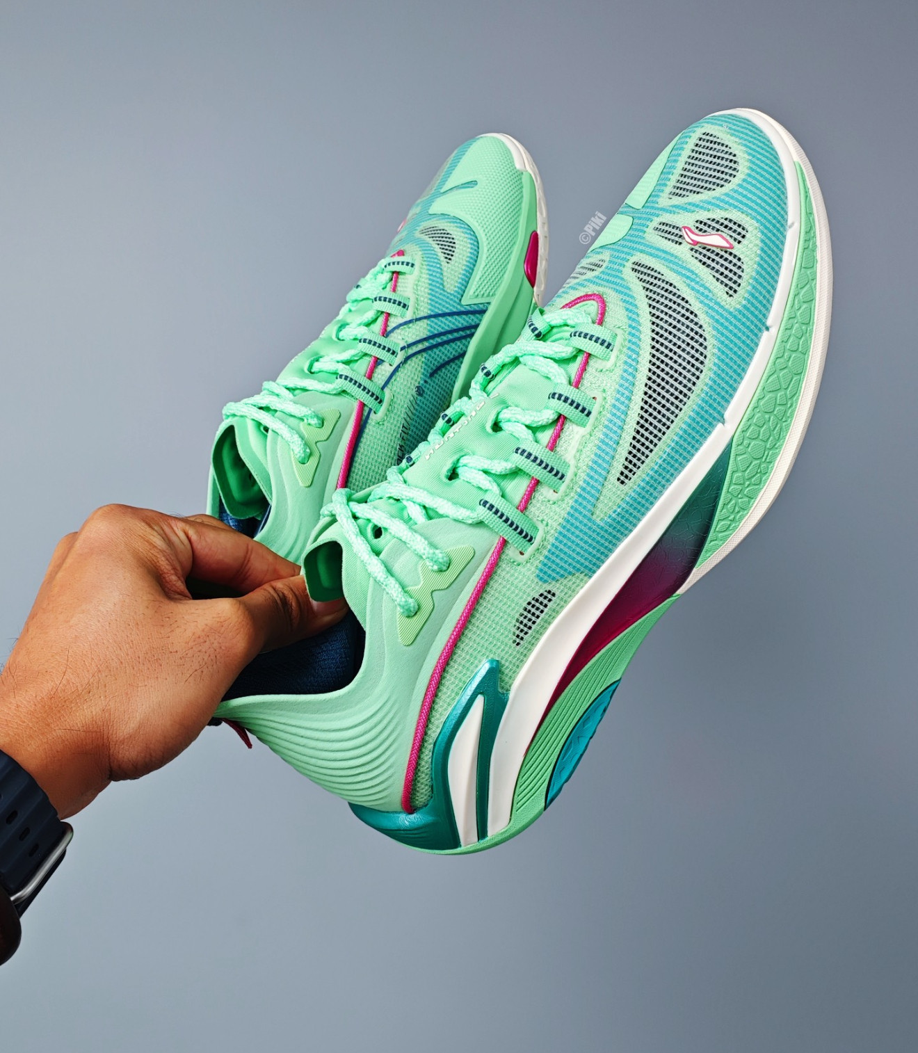 李宁篮球鞋2025新款追猎1 Super男超䨻回弹篮球专业比赛鞋ABFV007