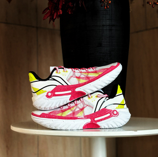 李宁 桀骜2 篮球鞋 全掌䨻轻弹科技外场实战抗扭高回弹防滑耐磨