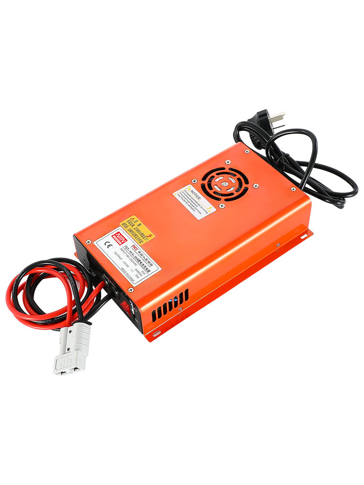 大功率12v磷酸铁锂电池充电器三元24伏48V60叉车房车户外电源电瓶