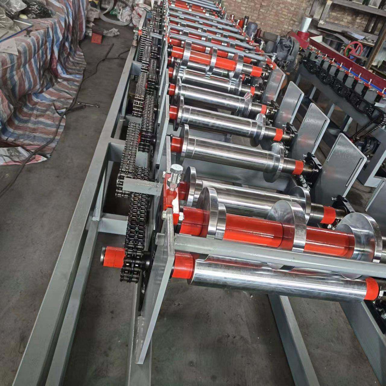 新型广告扣扳机异型压瓦机全自动数控彩钢设备大方板机器,五金/工具,其他机械五金,淘宝优惠券,粉丝福利购,淘宝优惠卷