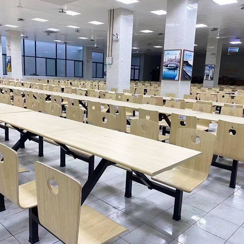 餐桌厂家现货学校食堂快餐店桌椅连体组合商用现代简约曲木餐桌椅