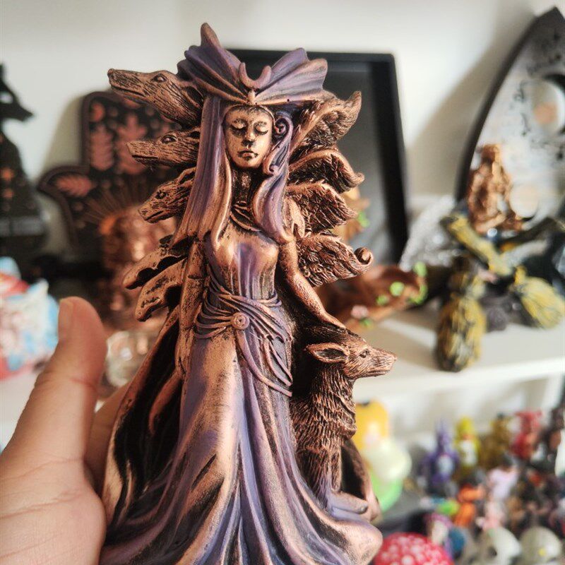 希腊魔法女神雕像赫尔特与狗树脂工艺品摆件客厅桌面装饰女巫猎犬