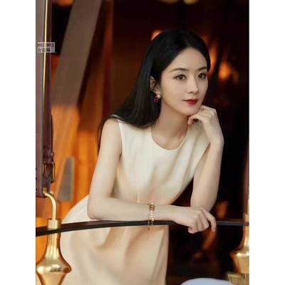 2025新款小红书推荐赵丽颖明星同款连衣裙女夏季新款腰带修身纯色