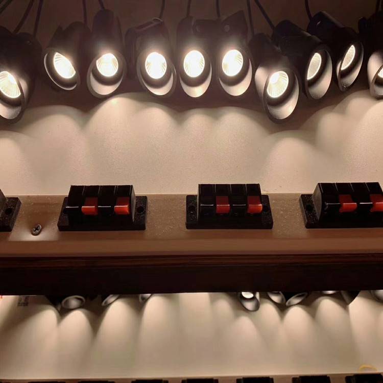 厂家直销工程景观照树灯亮化地插灯ip67庭院灯3w5w草坪灯质保三年