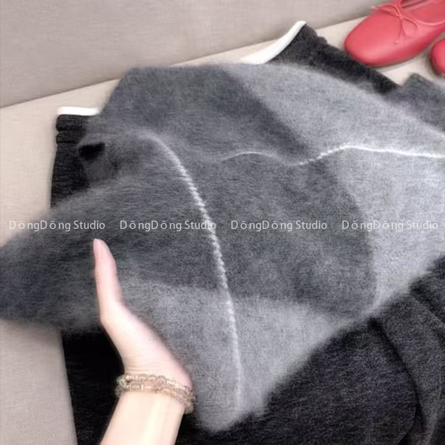 王炸!大角羊拉绒![菱格拉绒]拼色圆领套头宽松长袖保暖厚毛衣7025