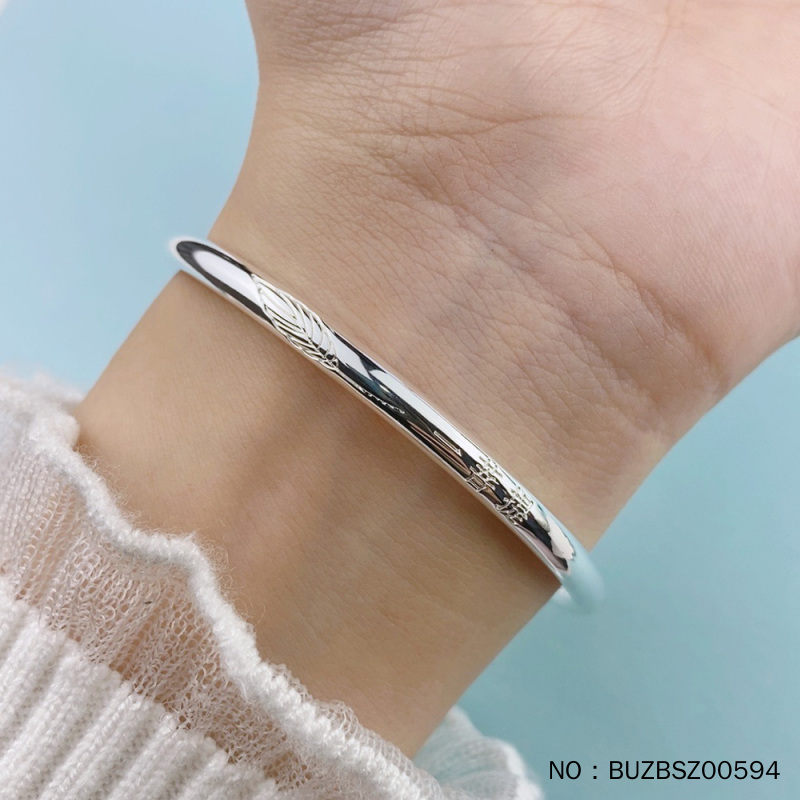 皕宝楼足银实心时尚精品一叶一菩提素银推拉手镯