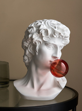 2025新款创意艺术人物雕塑轻奢风办公室客厅装饰品玄关桌面摆件