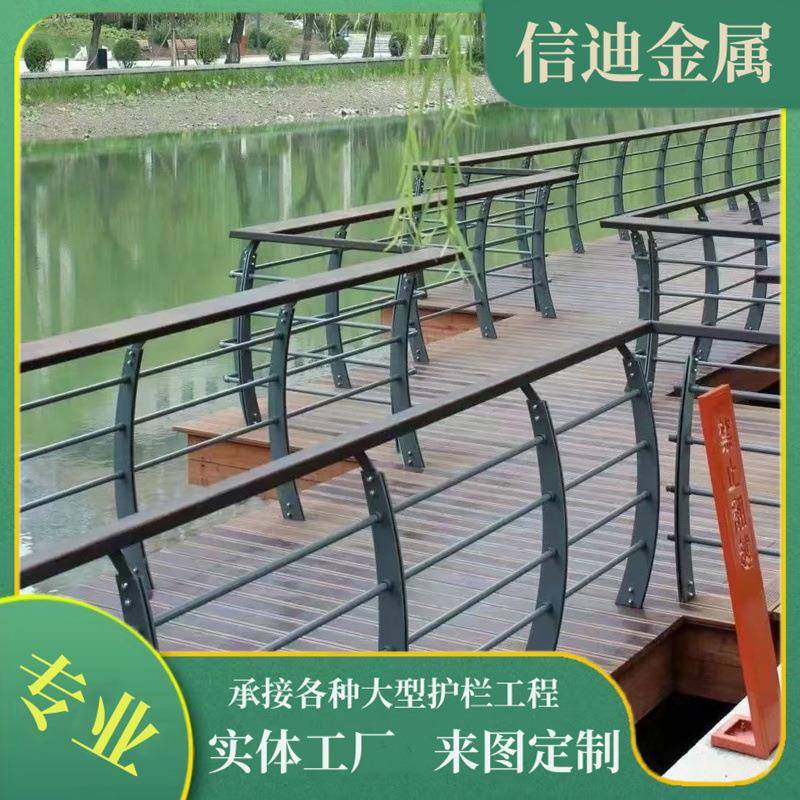 景古观RLC木纹转印护栏复防腐栏杆木手扶管栈道栏杆河道护栏厂家