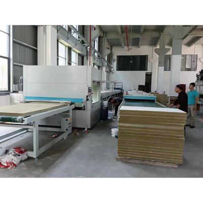 Manufacturer supplies rock cotton spraying production line