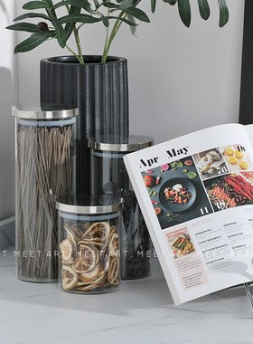 样板间厨房摆件砧板胡椒油瓶菜谱托盘组合饰品密封储物罐装饰