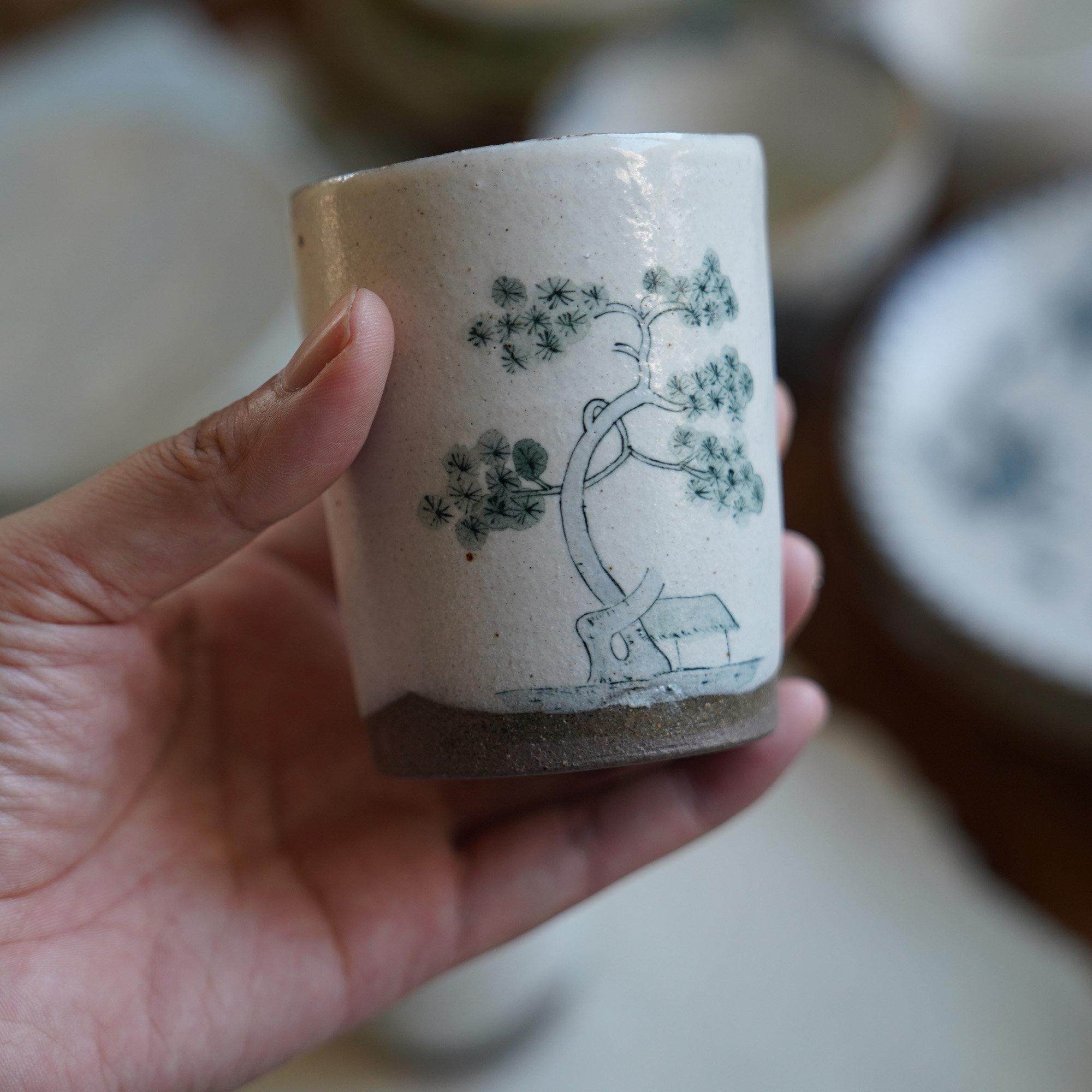 钟友健手作青花白化妆手握杯茶杯随手杯厚唇口中式纯色陶瓷杯水杯