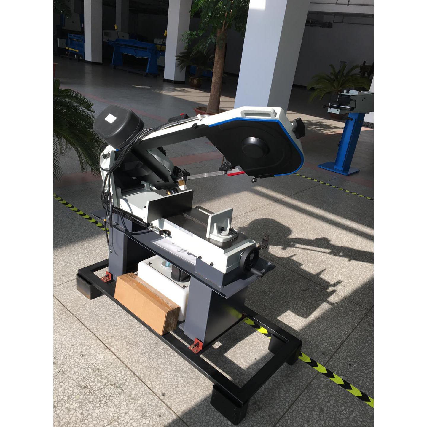 厂家销售BS712N液压半自动带锯床锯切圆钢角铁方形钢型材