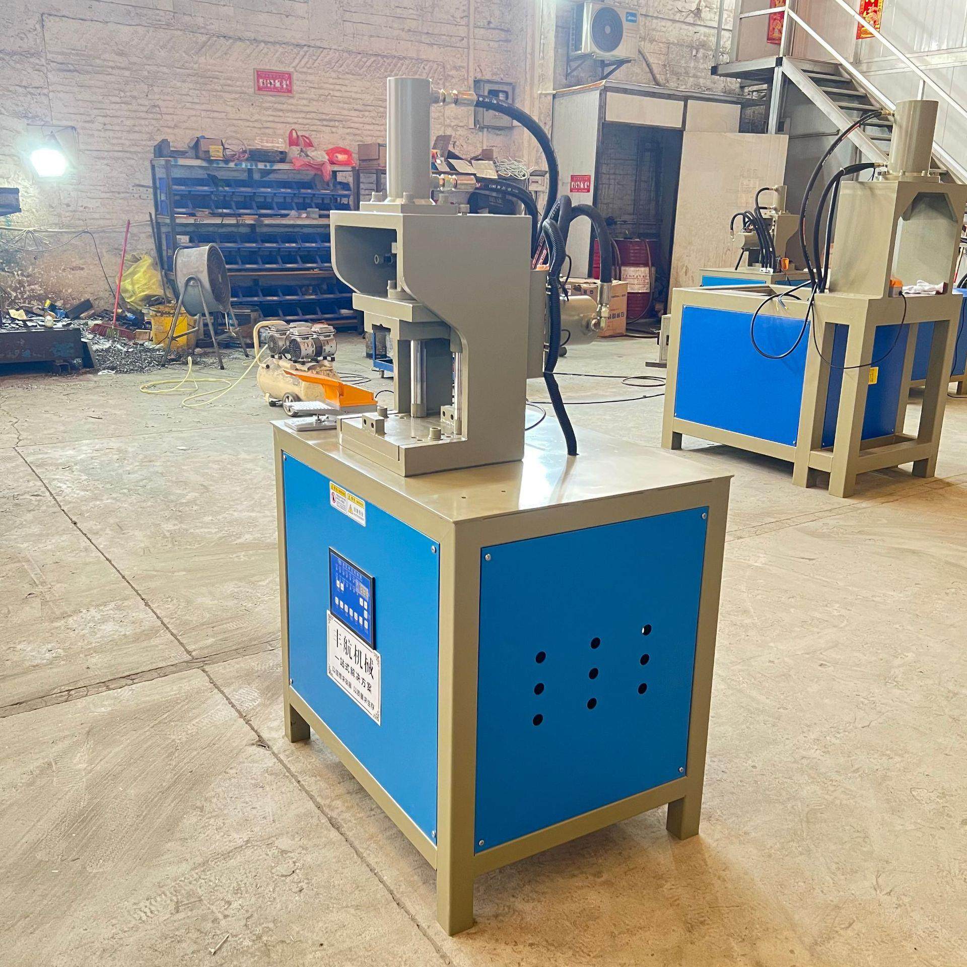 保修一年 方管切45度角一次成型90度折角机 通用镀锌钢管冲角机,五金/工具,其他机械五金,淘宝优惠券,粉丝福利购,淘宝优惠卷